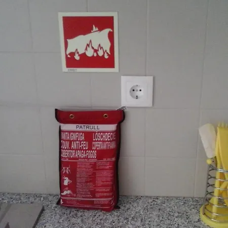 Apartment For Tourists, Students, Worker Includes Bed Linen And Towels